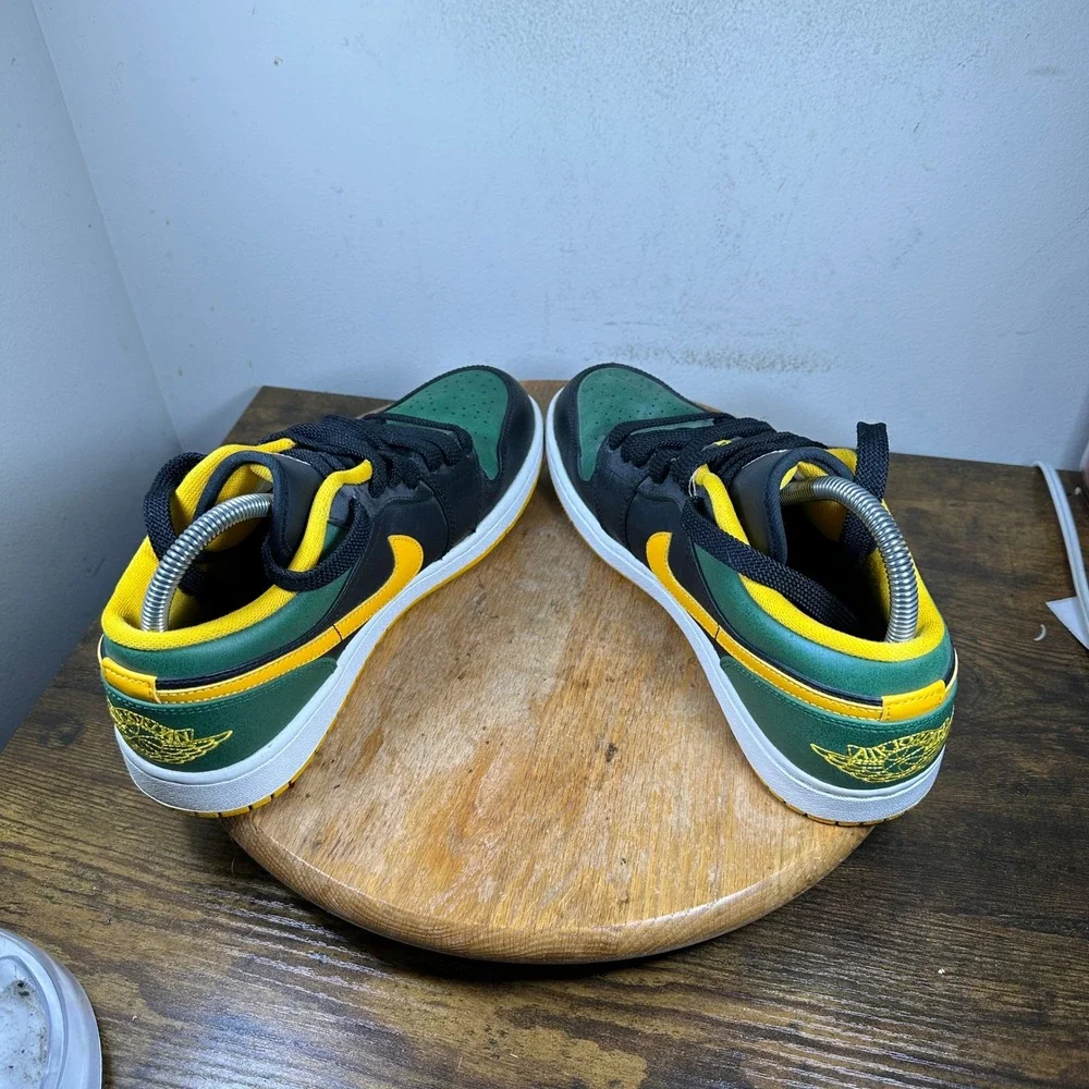 Jordan 1 Low Sonics Noble Green University Gold Black 553558-037 Mens Size 9_5